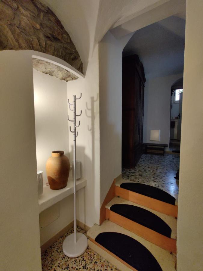 PerinaldoCasa Del Gufoアパートメント エクステリア 写真