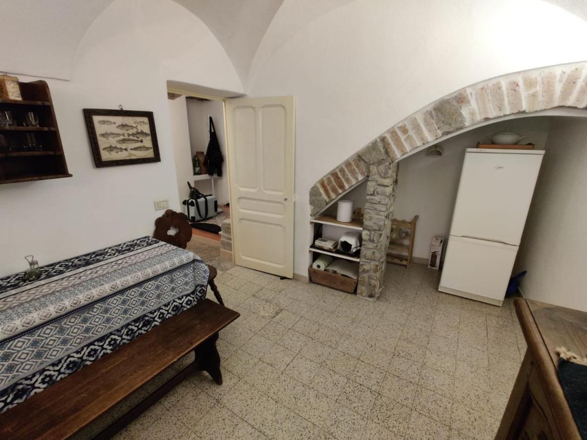 PerinaldoCasa Del Gufoアパートメント エクステリア 写真